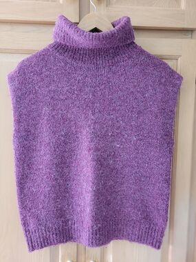 Fushia Sleeveless Turtleneck Sweater